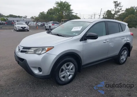2015 Toyota Rav4 Le z USA, uszkodzony, nr VIN 2T3BFREV5FW262133